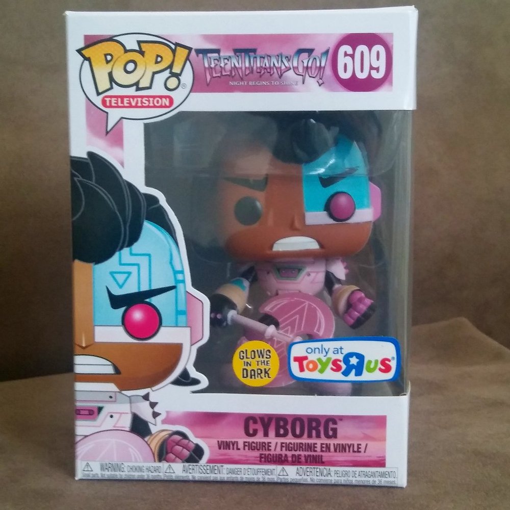Funko Pop Teen Titans Go! Cyborg #609, Glows in the Dark, Toys R Us Exclusive